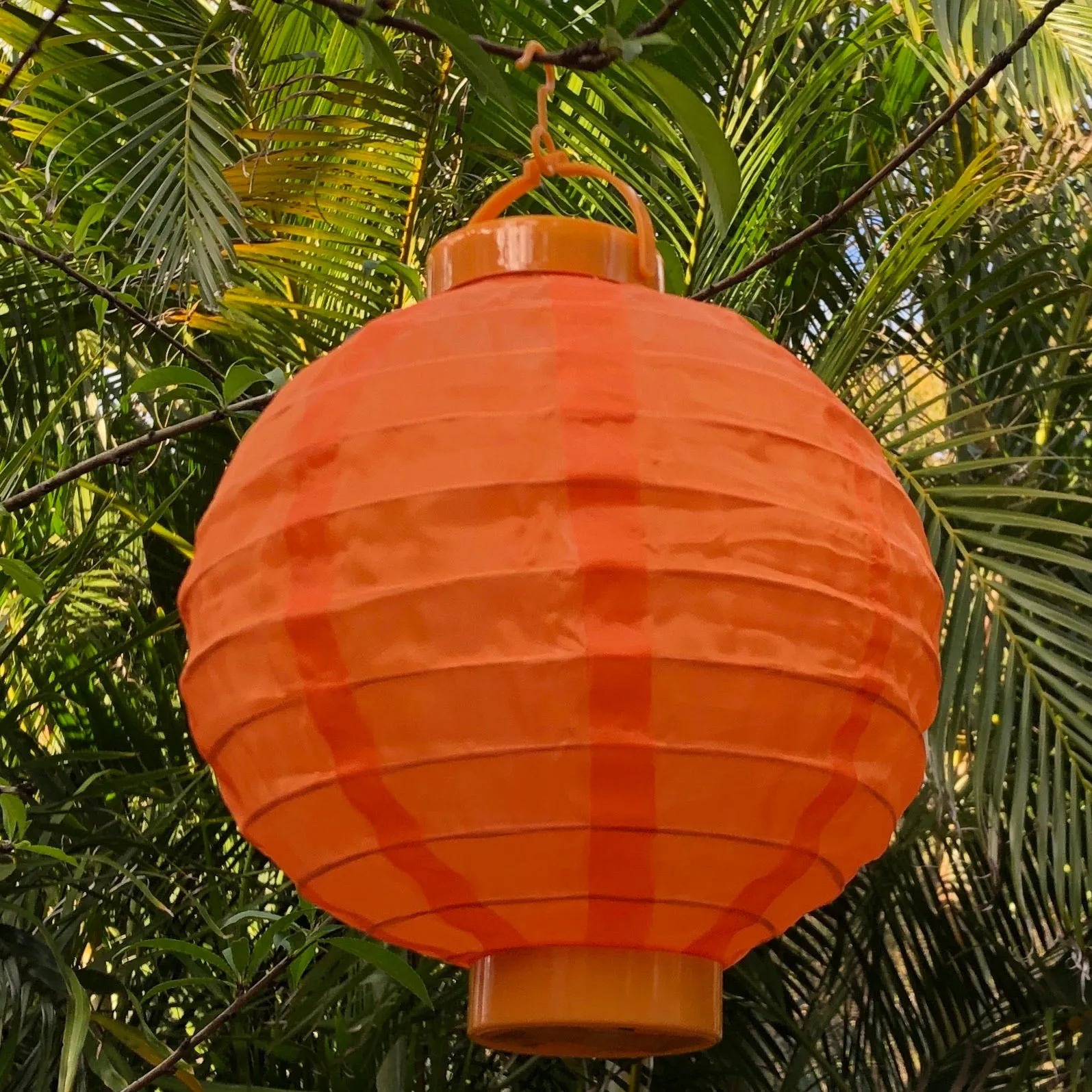 20cm Nylon LED Lantern (lighting included)